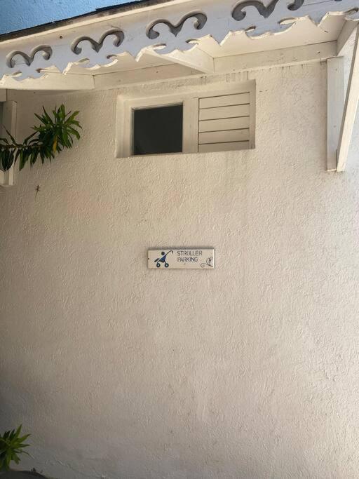 Lush Tropical Apartment Located In A 4-Star Resort Runaway Bay Bagian luar foto