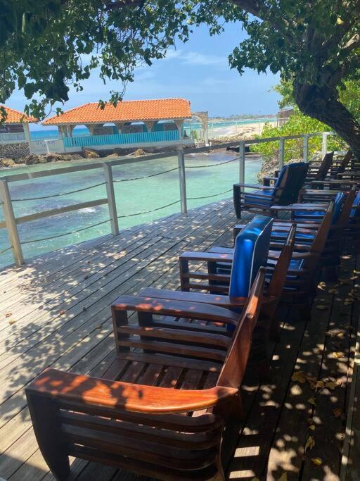 Lush Tropical Apartment Located In A 4-Star Resort Runaway Bay Bagian luar foto